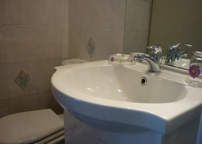 Chambres D'hotes Le Jardin D'alice Bed & Breakfast Le Tilleul