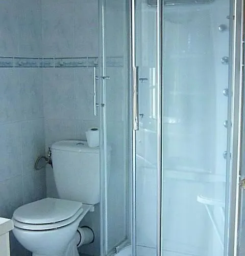 Chambres D'hotes Le Jardin D'alice Bed & Breakfast Le Tilleul